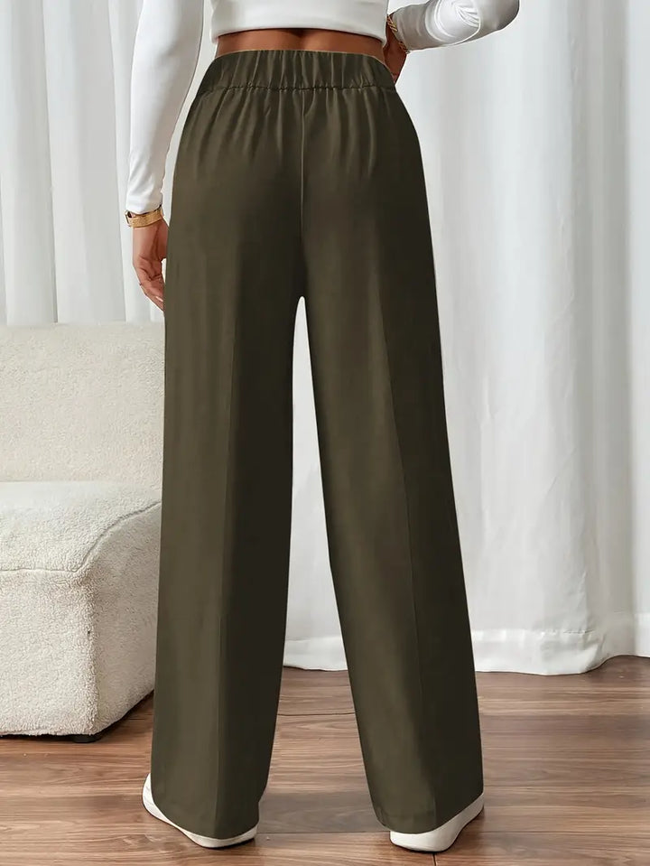 Modische Bundhose für Damen mit fließendem Stoff