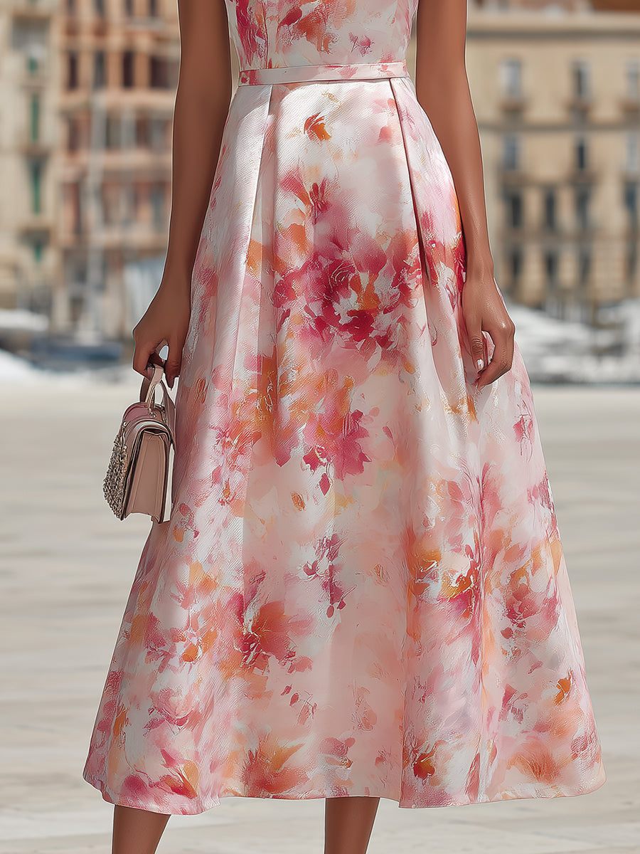 Elegantes Damen Midi-Kleid mit Halter-Ausschnitt und sommerlichem Blumenmuster in Rosa in Nahaufnahme