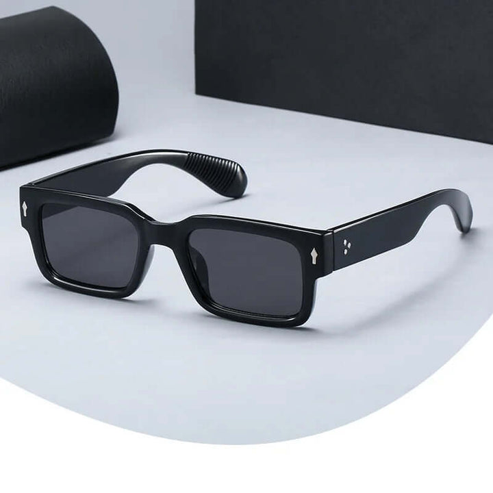Sonnenbrille mit UV-Schutz und modernem Design