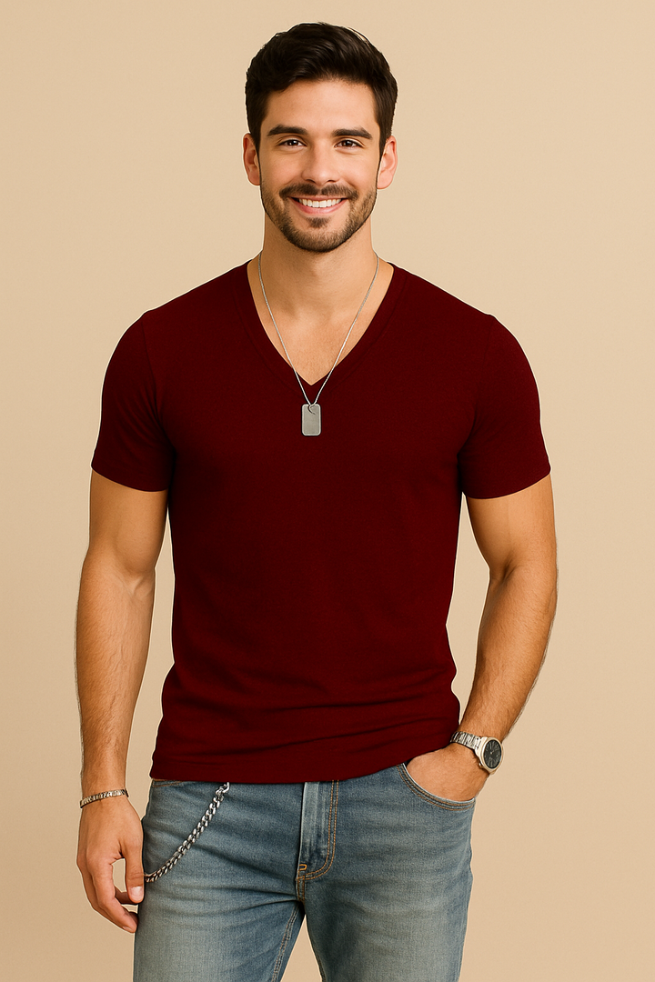 Herren T-Shirt mit V-Ausschnitt in Burgunderrot für den Sommer
