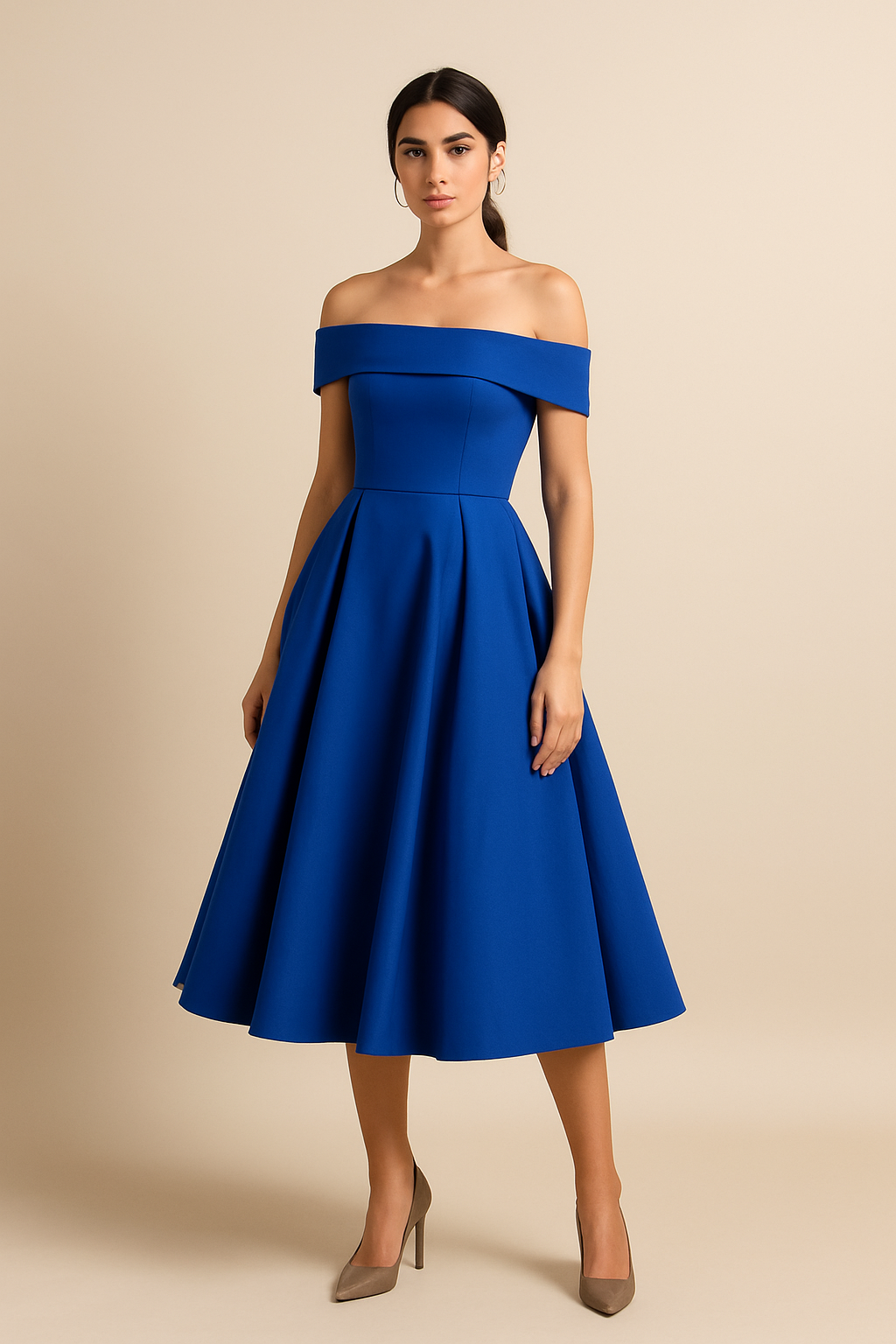 Damen A-Linien Kleid in Blau, präsentiert vor neutralem Hintergrund