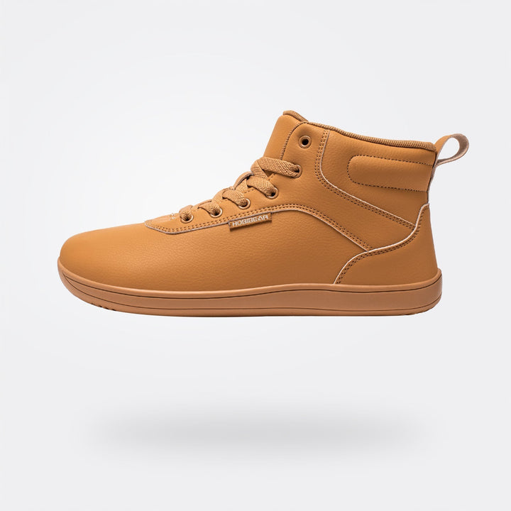 Bequeme Outdoorschuhe für Damen modisch kombiniert
