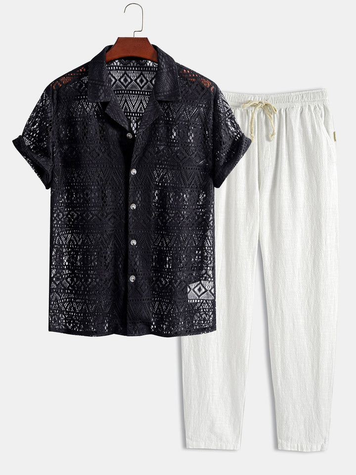 Stilvolles Herren Kurzarmhemd und bequeme Hose als Strandoutfit