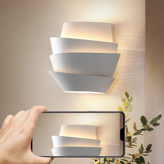 Moderne weiße Wandleuchte, LED, energiesparend, dekorativ, Innenbeleuchtung, Wohnzimmer.