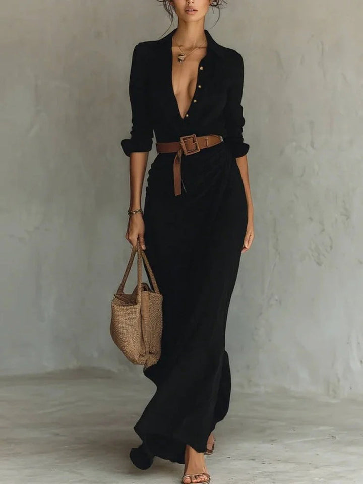 Elegantes Damen Maxikleid mit langen Ärmeln und Reverskragen in der Frontansicht