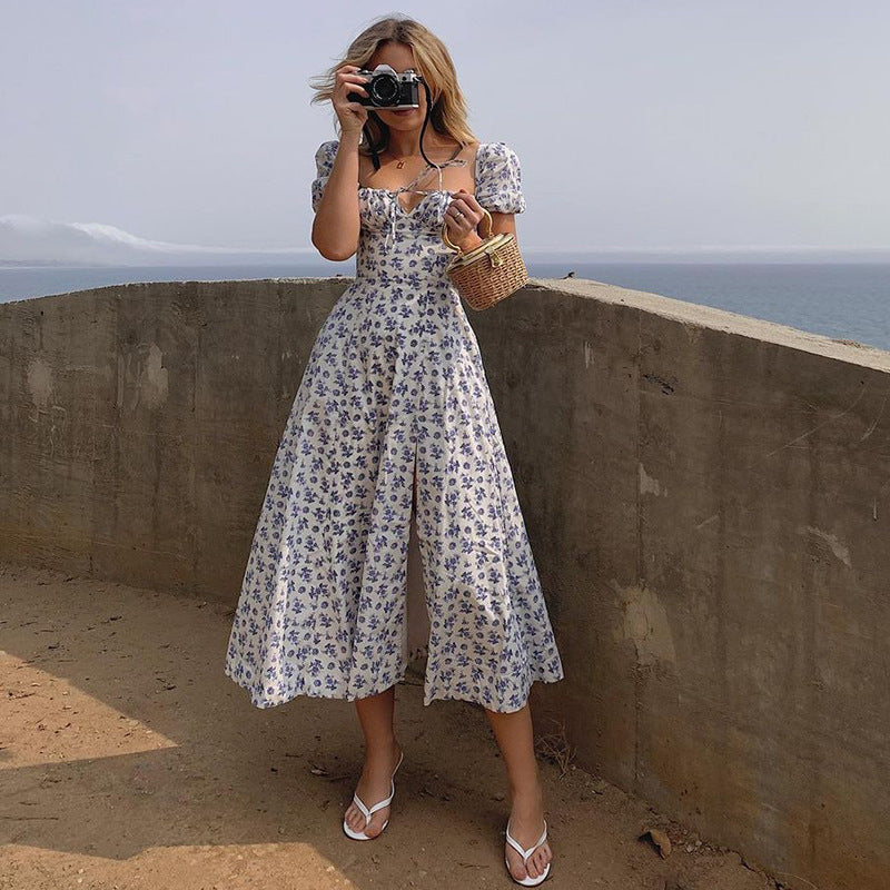 Damenmode: Schickes Freizeitkleid mit elegantem Schlitz am Bein