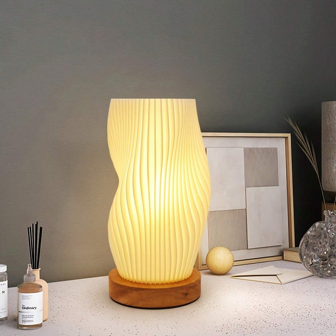 Moderne USB-Tischlampe für stilvolle Beleuchtung