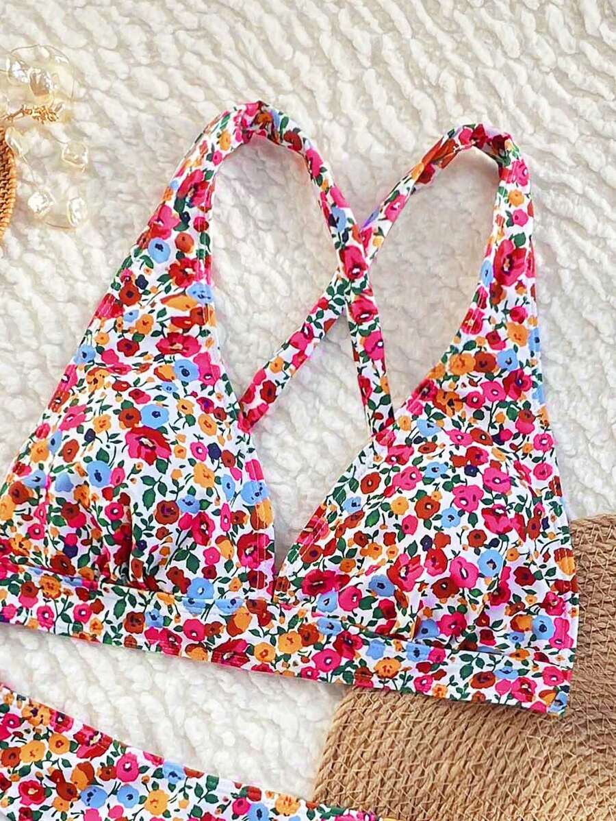 Sommerliche Bademode zweiteilig mit Blumenprint für Frauen