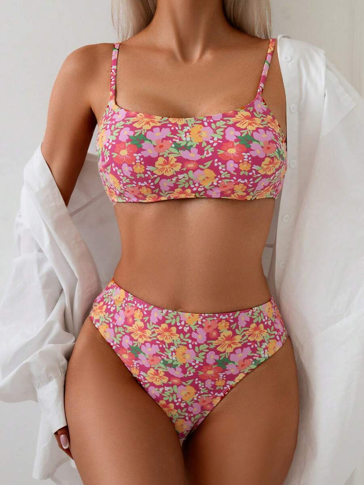 Wunderschöner Damen Blumen Bikini mit hohem Taillenbund