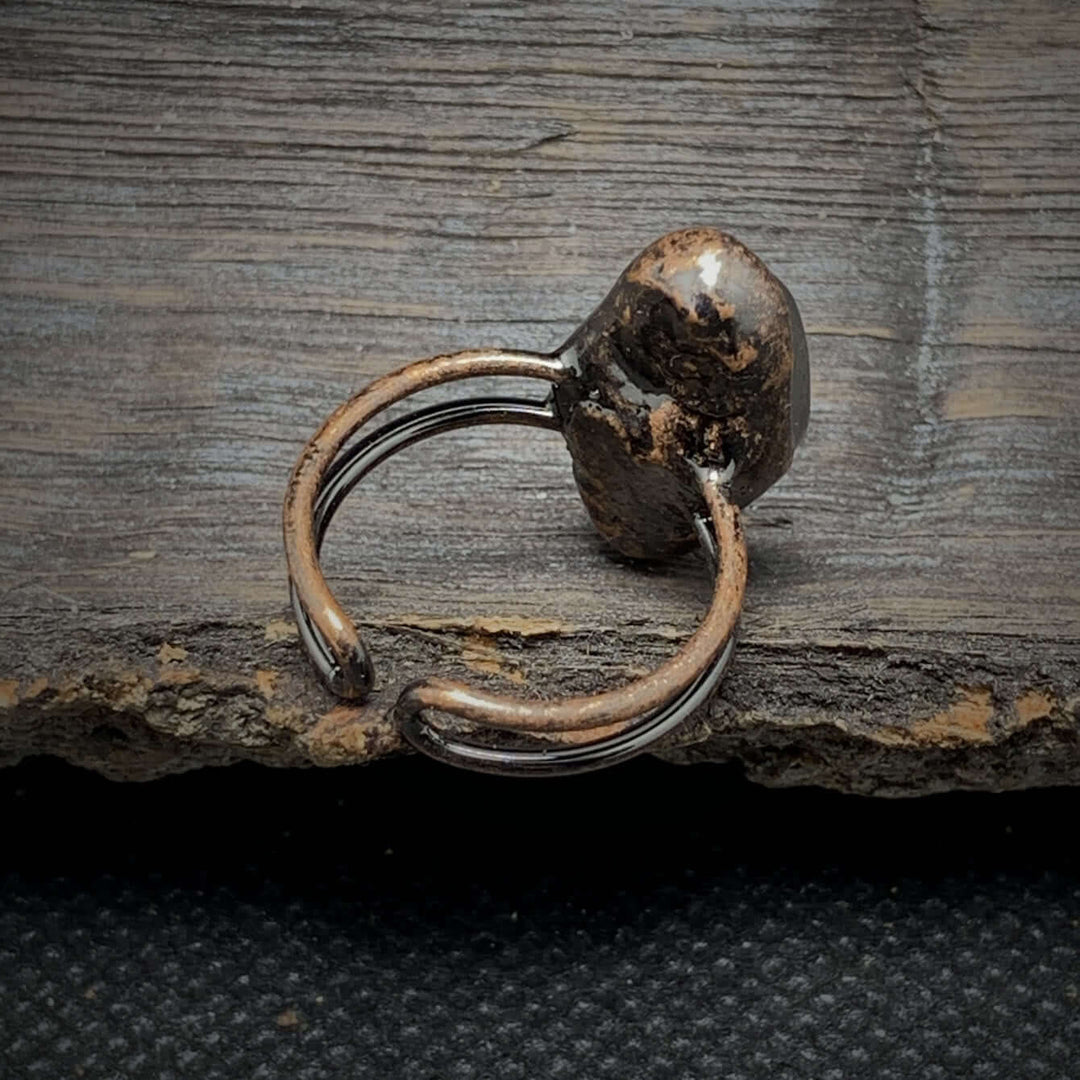 Rohstein-Geburtsring: Unikat-Schmuck