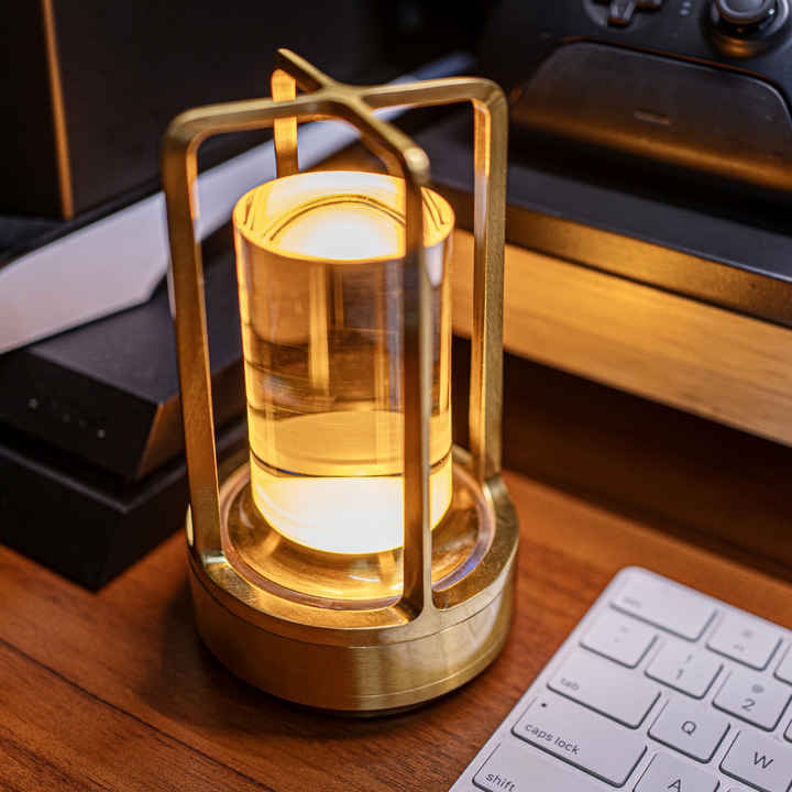 Exklusive Tischlampe für Innenräume mit Kristallglas
