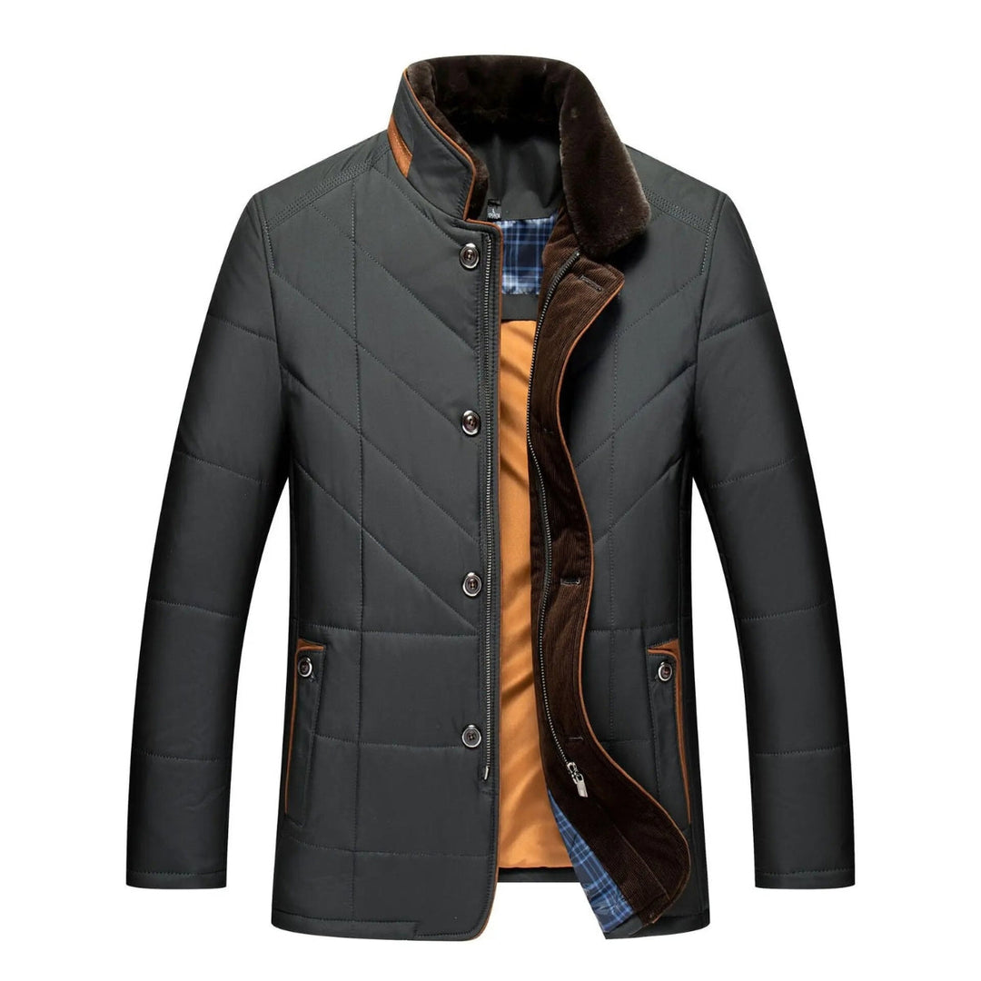 Schwarze Herren Winterjacke mit Kapuze und praktischen Taschen