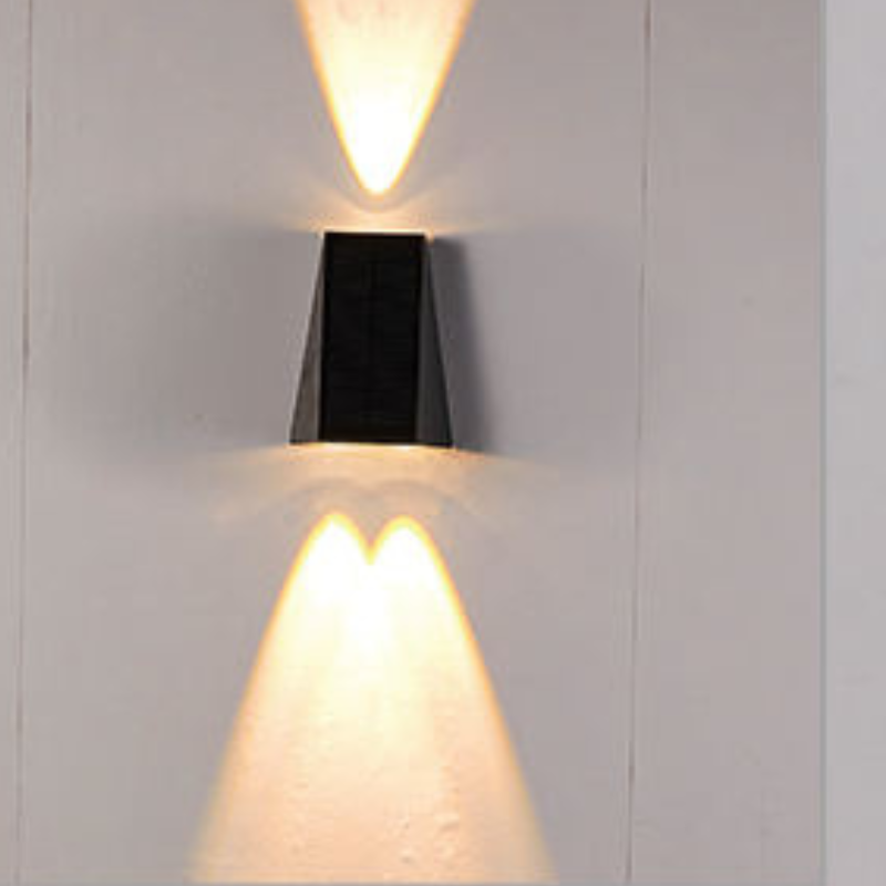 LED Solar Wandleuchte für Außenbereiche