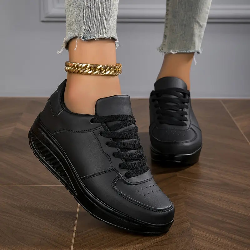 Bequeme Damen Alltagsschuhe mit orthopädischer Unterstützung und rutschfester Sohle für sicheren Halt.