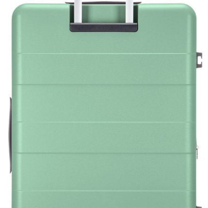 Komfortables Hartschalen-Gepäckset mit Laptopfach, wendigen 360°-Rollen und leichtem Handling.