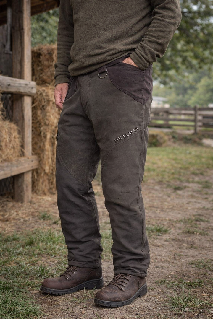 Graue Herren Jagdhose wasserdicht und atmungsaktiv im Detail