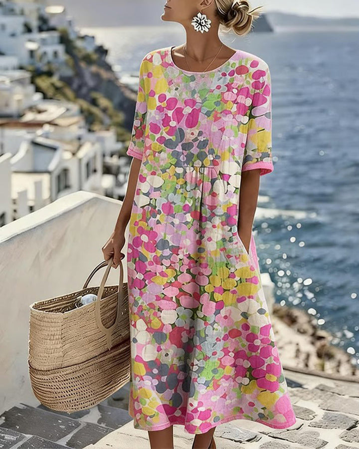 Luftiges Freizeitkleid für Damen mit buntem Blumenprint und kurzen Ärmeln