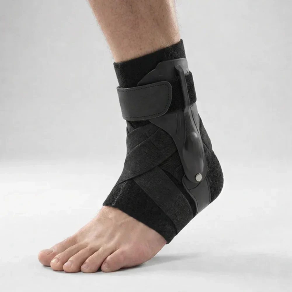 Hochwertige Knöchelstütze, Low Profile Design, idealer Gelenkschutz & Verletzungsschutz.