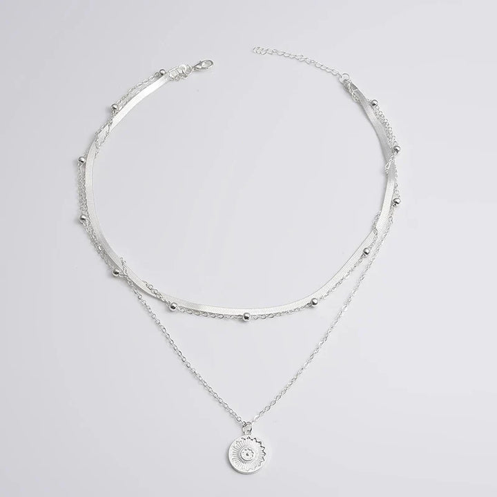 Silberne Halskette mit Anhänger, zweilagig, Damen-Schmuck, modisch, elegant, Geschenkidee.