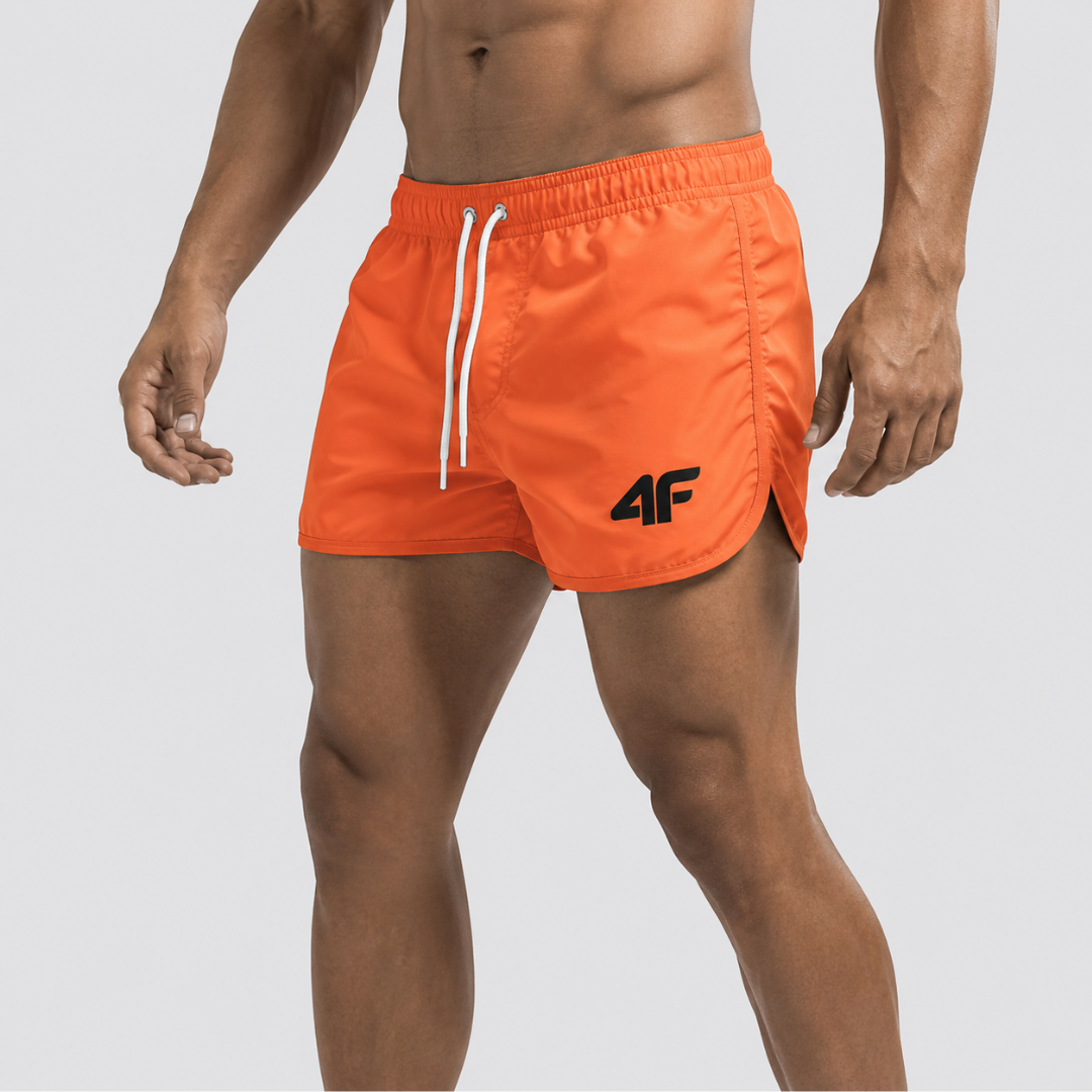 Sommerliche Herren Badeshorts, schnelltrocknend & komfortabel. Kurze Strandshorts für warme Tage.