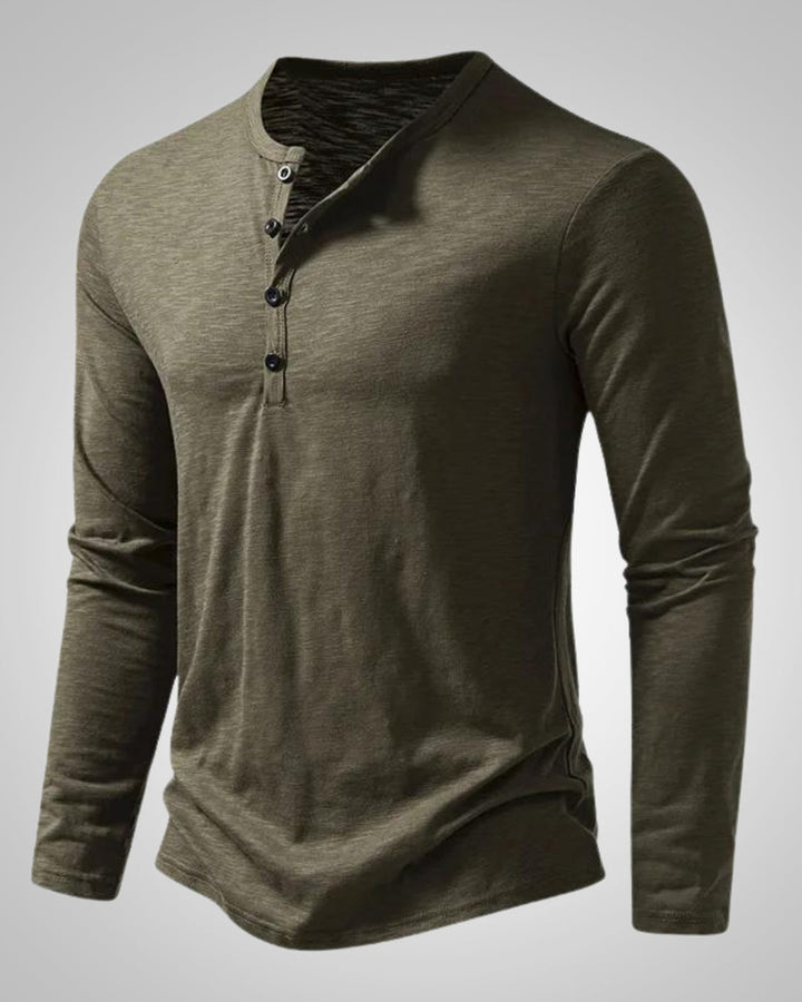 Modernes Herren Slim Fit Henley Shirt mit Knopfleiste, Langarm, als vielseitiges Basic Oberteil.