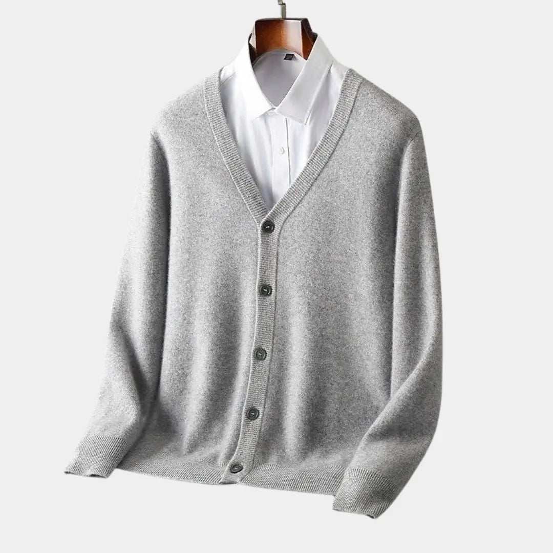 Moderne Freizeitmode für Herren: Klassischer Cardigan in feinster Qualität