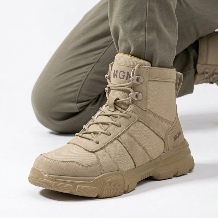 Beiger Sicherheitsstiefel mit Schnürung und Profilsohle