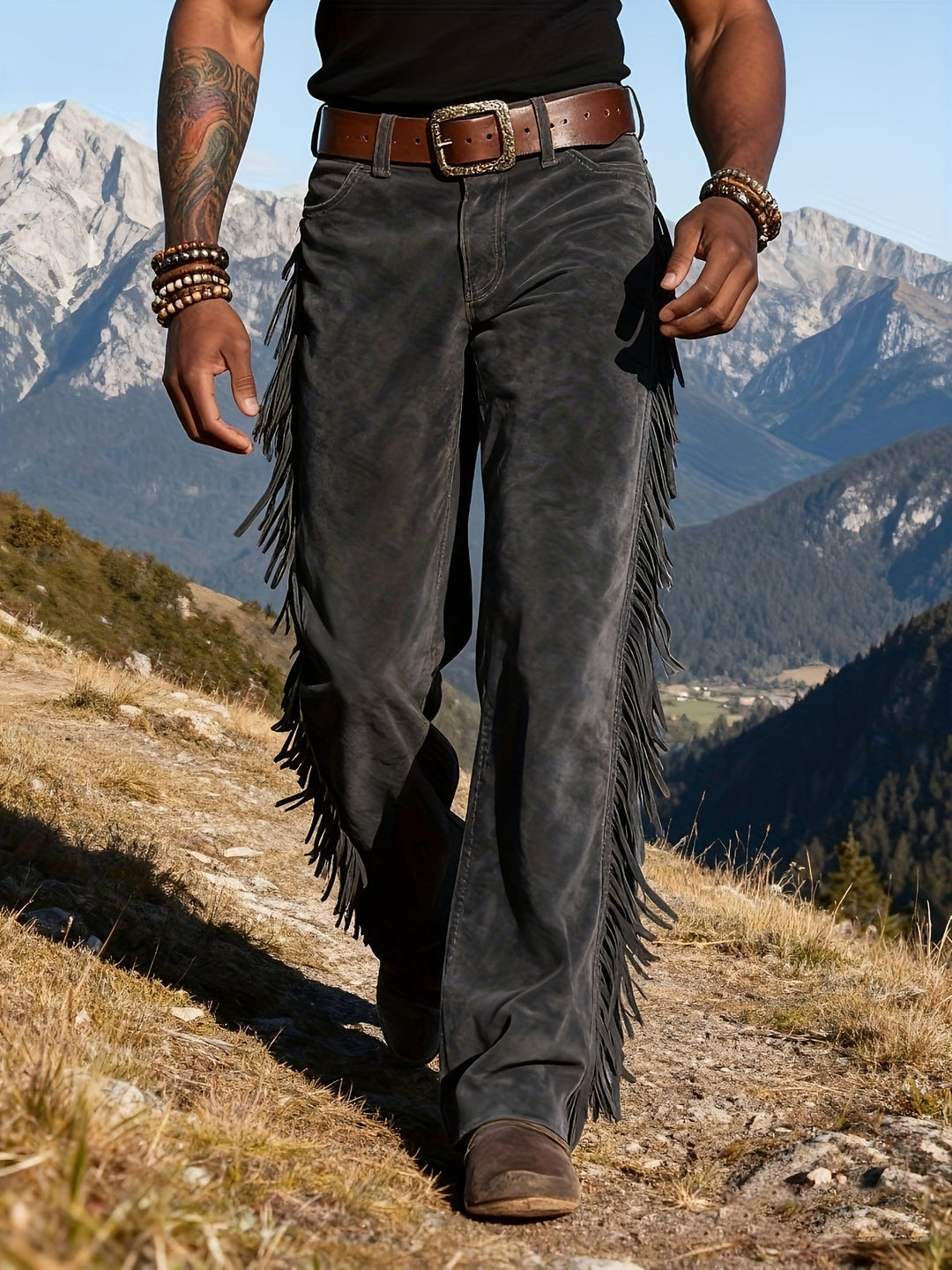 Beige Herrenhose mit Fransen im Western Look für modebewusste Männer