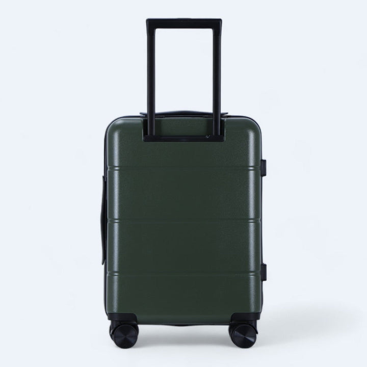 Das dreiteilige Hartschalen-Kofferset, bereit für den nächsten Urlaub, flexibel und robust.