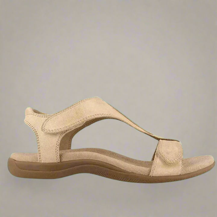 Detailansicht orthopädischer Damensandalen: Riemen, Sohle & Polsterung. Ergonomische Sommerschuhe.