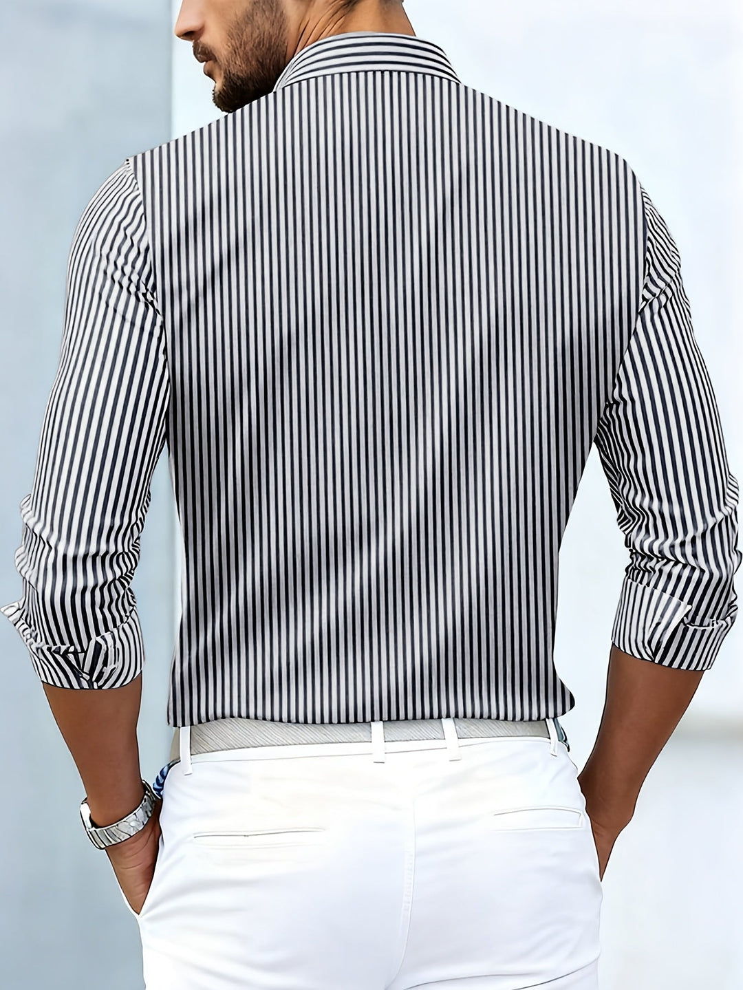 Herrenmode: Modisches Langarmhemd mit Streifen im Vintage-Look. Lässig, bequem & stilvoll.