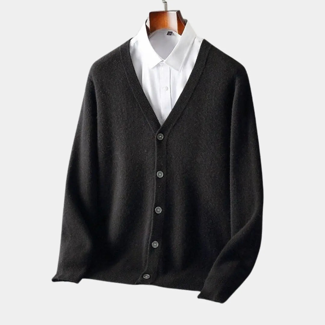 Komfortable Herren Strickjacke mit langen Ärmeln und weichem Material