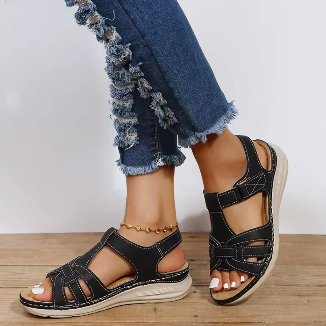 Stilvolle Damen Sandalen mit orthopädischem Design für Fußgesundheit und maximalen Komfort den ganzen Tag.