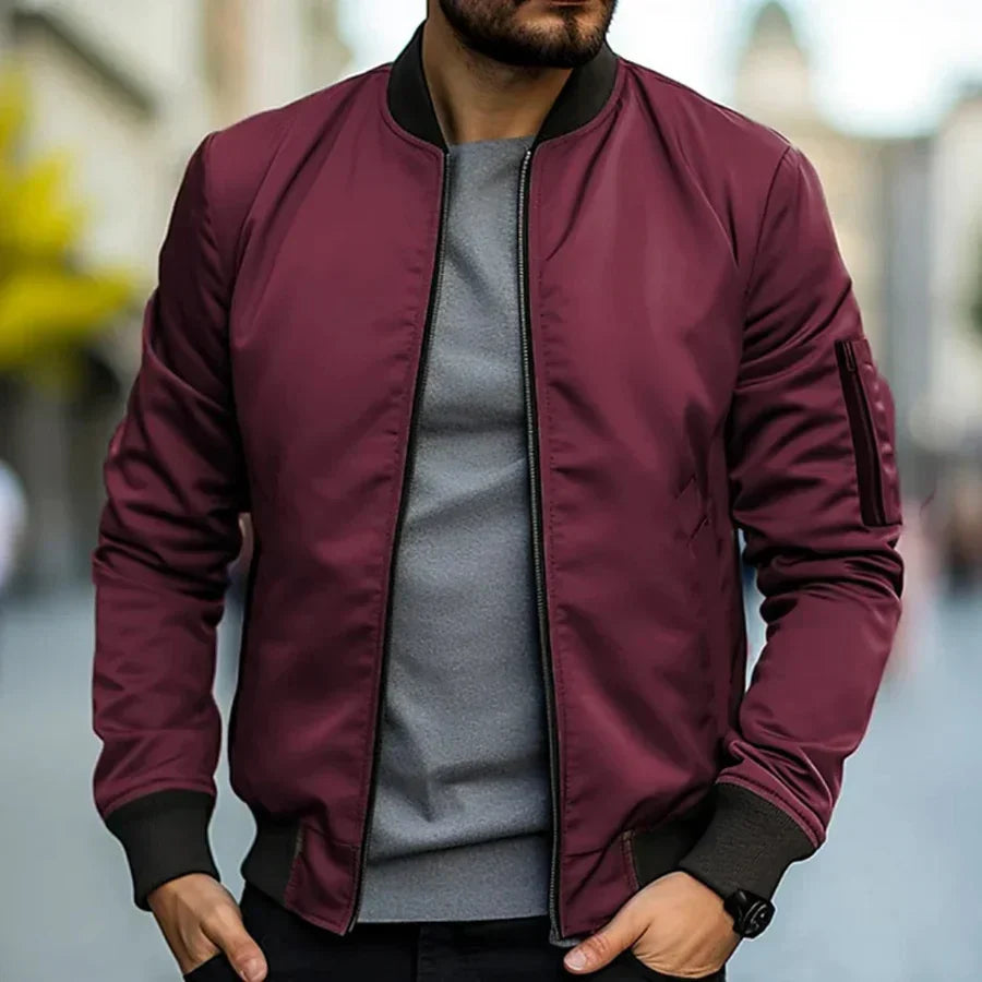 Leichte Herren Bomberjacke in Regular Fit als modische Streetwear Freizeitjacke