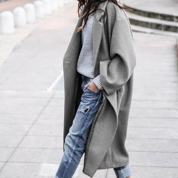 Damen wadenlanger Mantel in Grau mit weitem Kragen