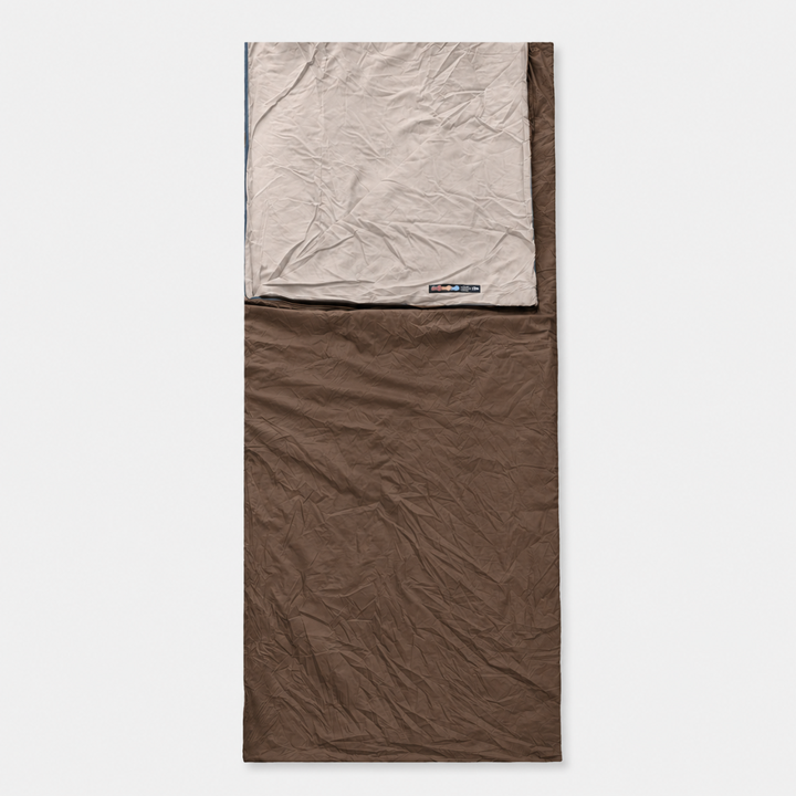 Ultraleichter Sommerschlafsack für Camping und Outdoor im verpackten Zustand