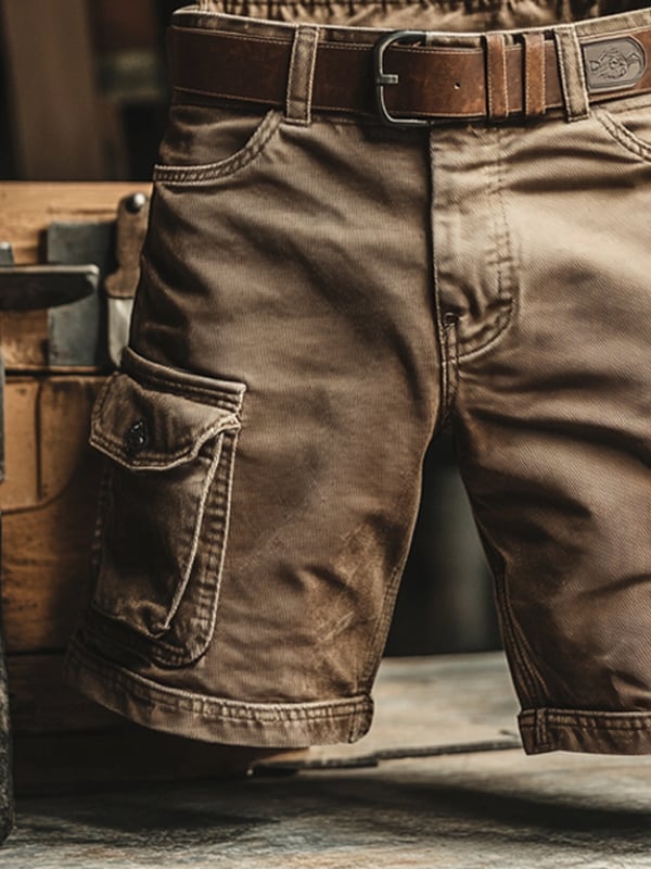 Trendige Herren Freizeithosen, Cargoshorts in Grau & Sandbeige, robust für Alltag & Outdoor.