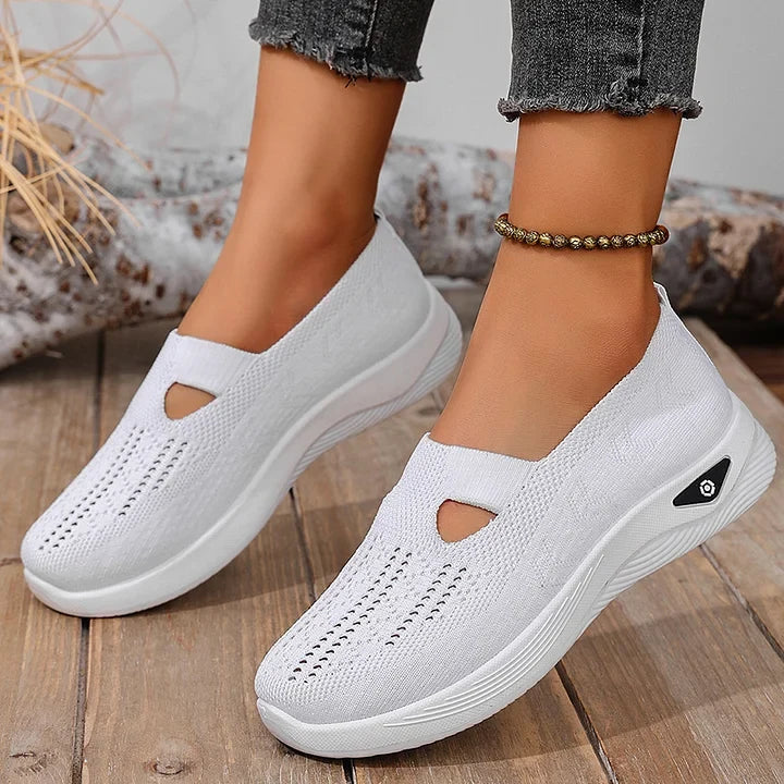 Damen Alltagsschuh: Slip-On Sneaker, leicht & atmungsaktiv, perfekt für Frühling und Sommer.