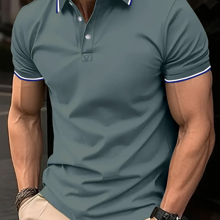 Klassisches Herren Poloshirt aus Piqué-Stoff, atmungsaktiv und bequem.
