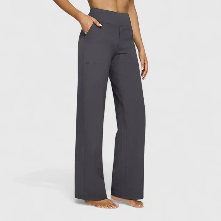 Elegante Damenhose, vielseitig für Business und Freizeit, tailliert und bequem.