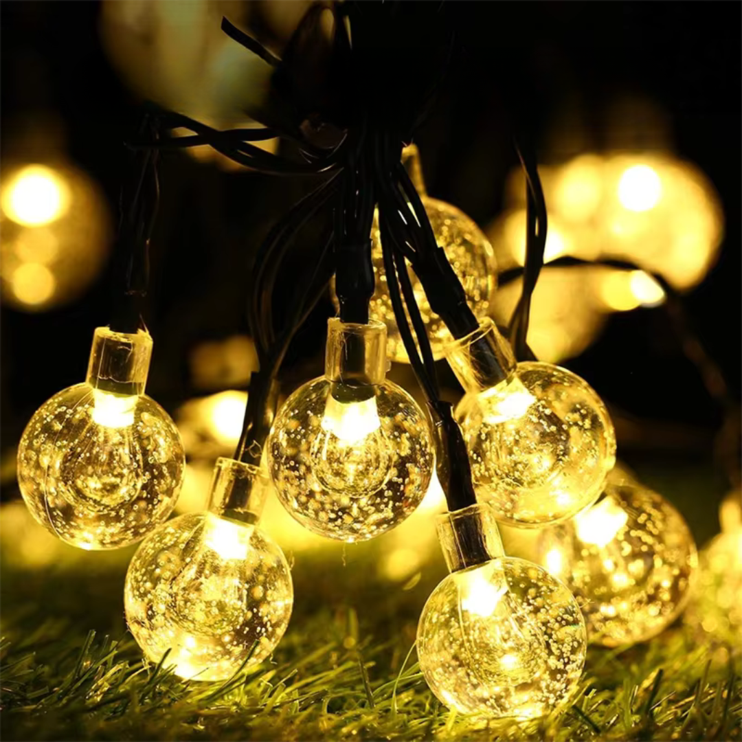 Solarlichterkette mit funkelnden Kristallen. Verschönert Terrassen & Gartenwege, sorgt für magische Nachtbeleuchtung.