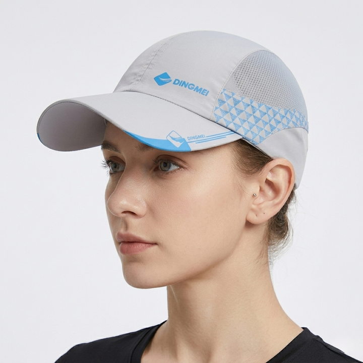 Nahaufnahme des atmungsaktiven Mesh-Materials der Sportkappe