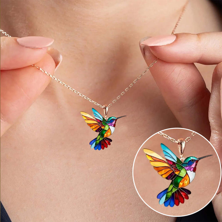 Elegan Kolibri-Halskette: Ein Symbol für Freiheit und Erneuerung