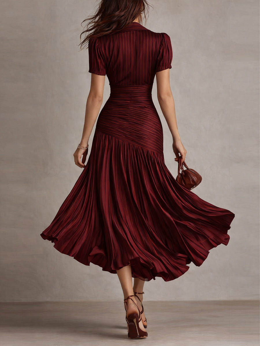 Midi-Kleid Adriana kombiniert mit Accessoires für den Sommer