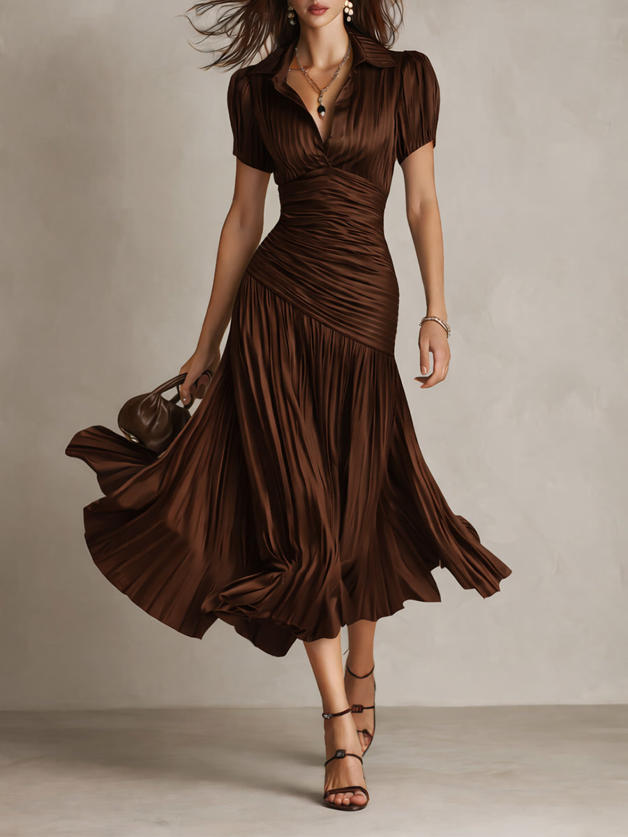 Damen Midi-Kleid Adriana mit retro Streifenmuster in der Totalen