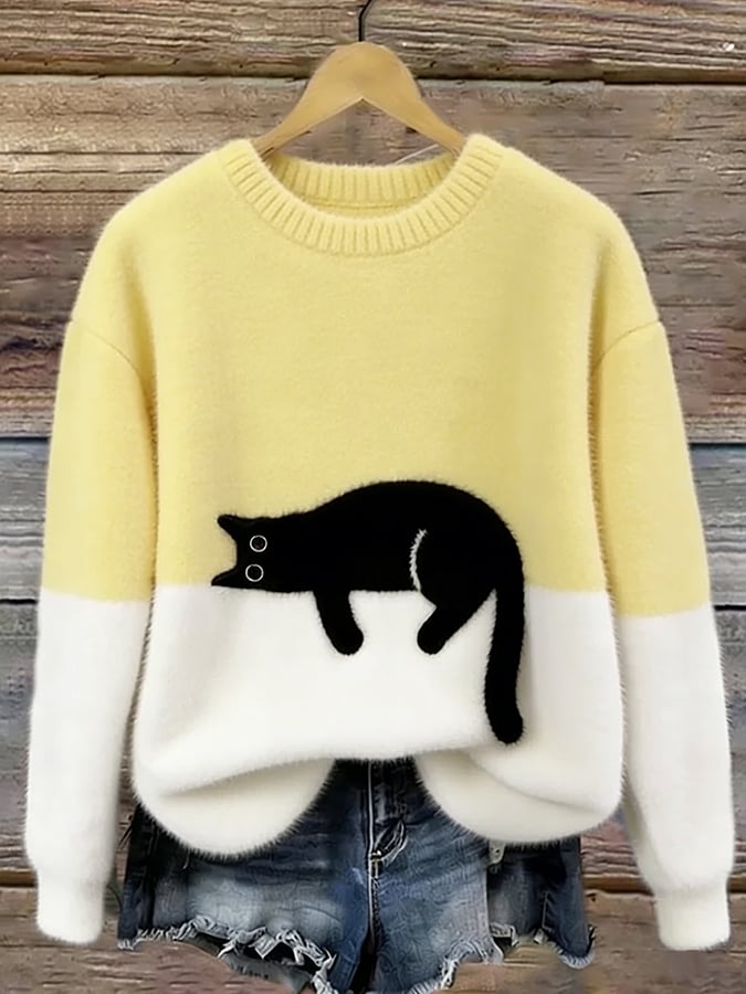 Damen Oversized Pullover mit Katzenmotiv, Ausschnitt und Kragen im Nahbereich