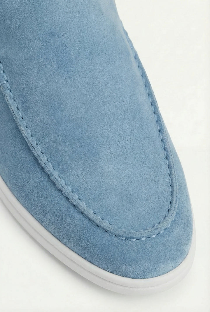 Leichte Slip-On Sommerschuhe für Herren in modischem Hellblau