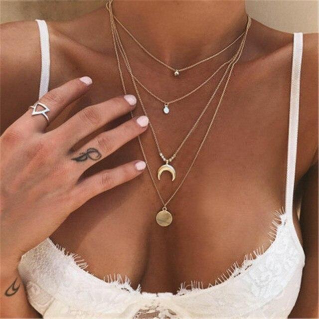 Halbmond-Mehrlagenkette: Eleganter Boho-Schmuck