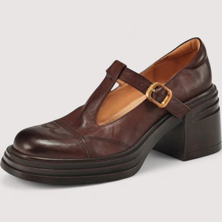 Braune Damen Mary Jane Schuhe in klassischer Ansicht