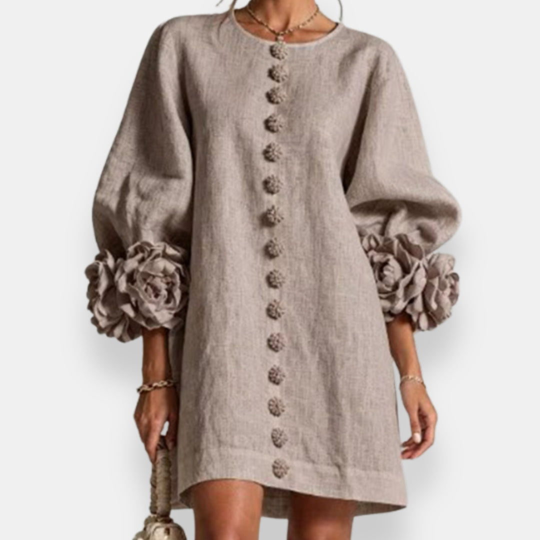 Leichtes Blütenkleid für Damen ideal für den Sommer